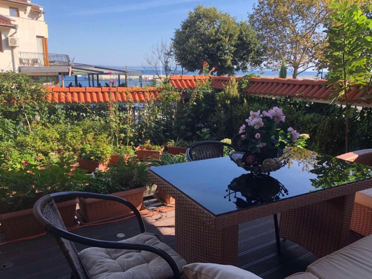 Breeze Guest House Chernomorets Exterior photo